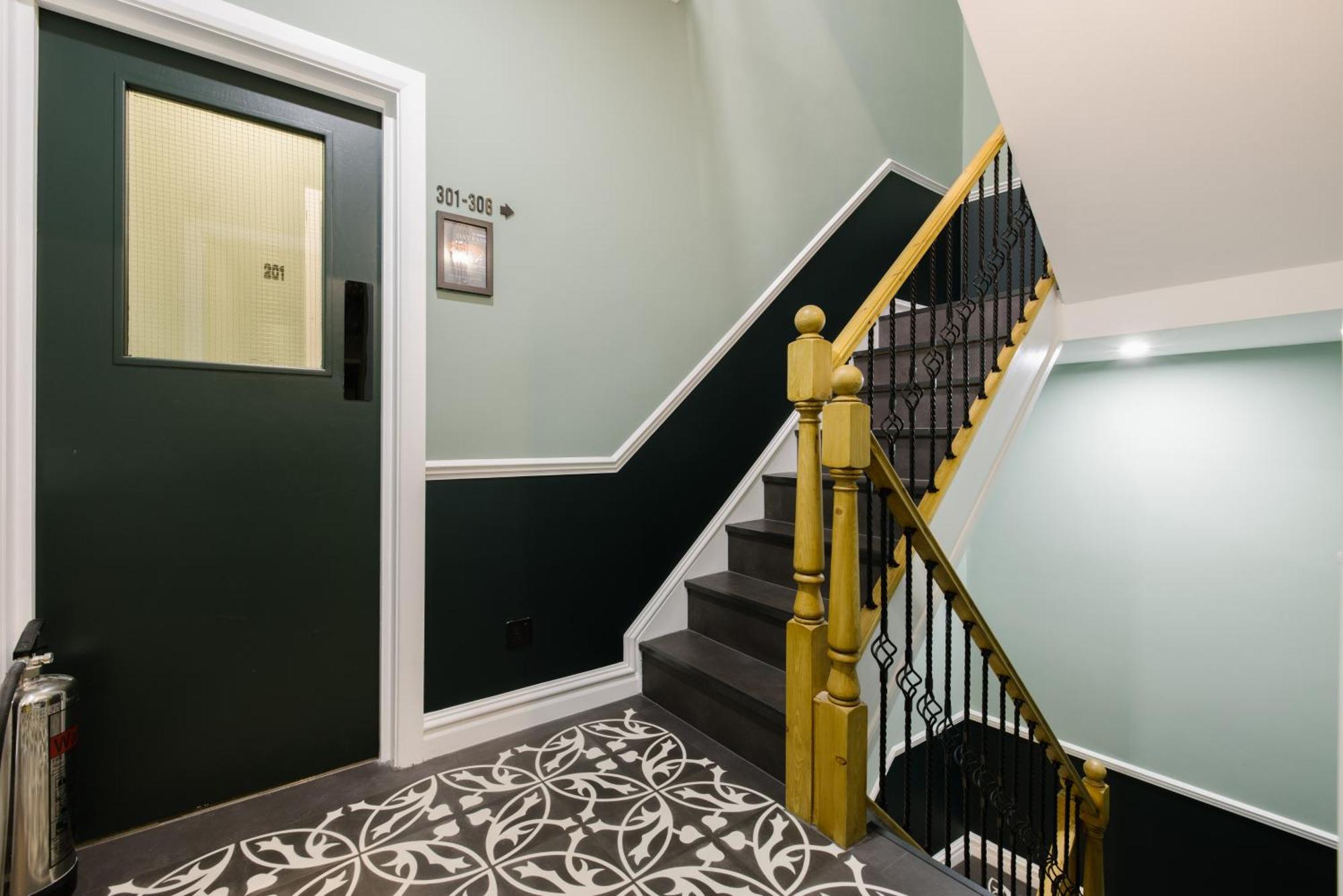 Borough High Street Rooms Лондон Екстер'єр фото