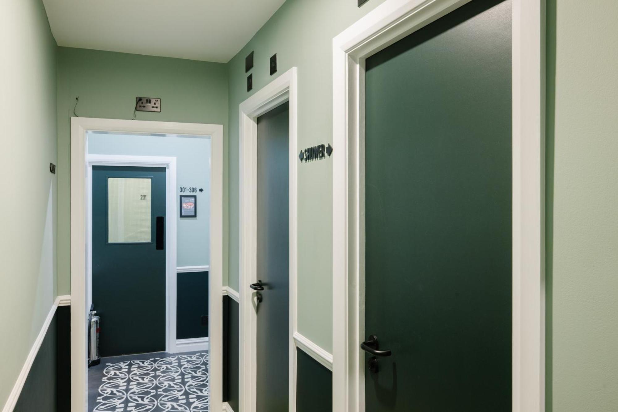 Borough High Street Rooms Лондон Екстер'єр фото